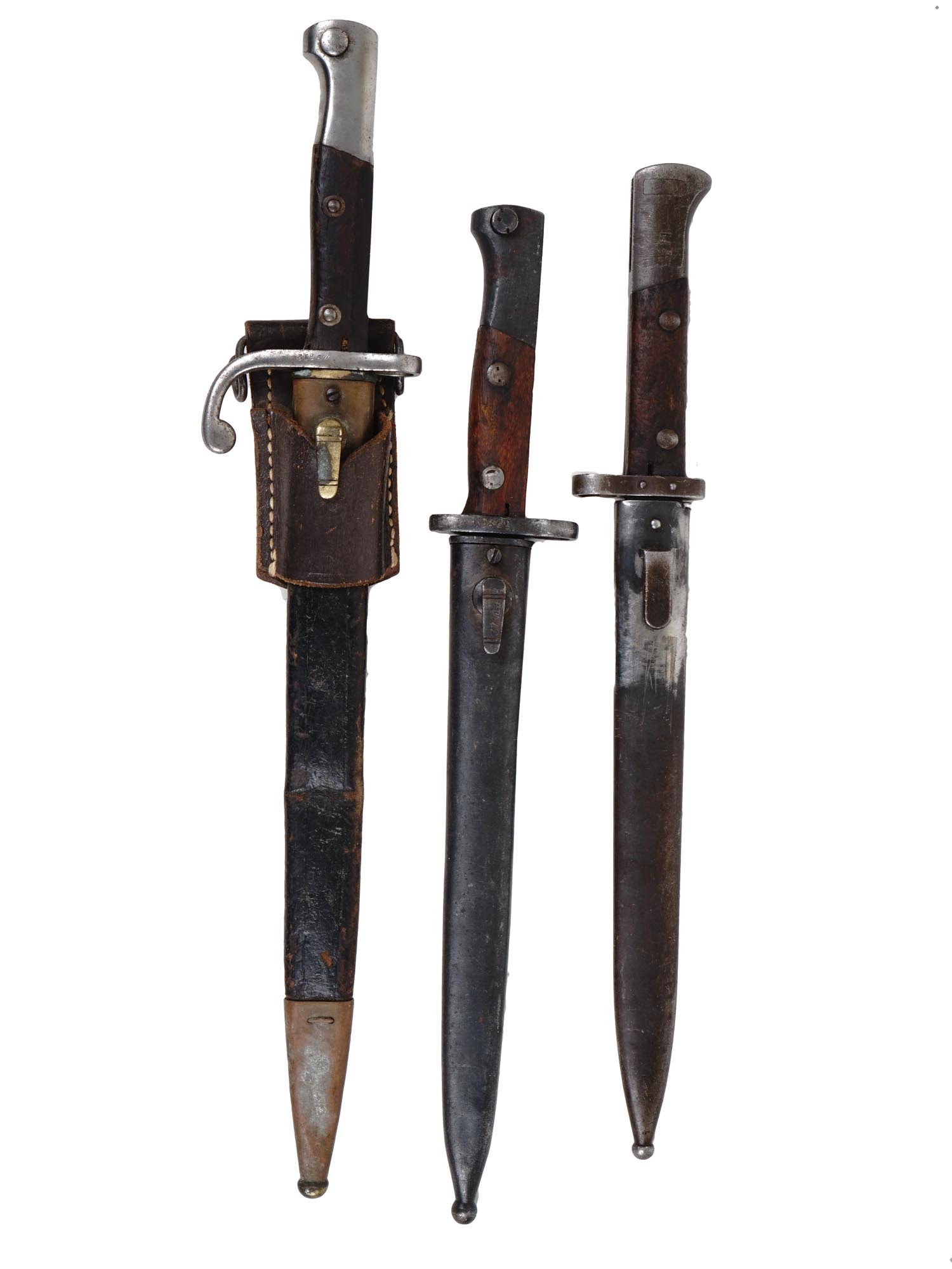 A LOT OF THREE WWII  BAYONETS. PIC-0